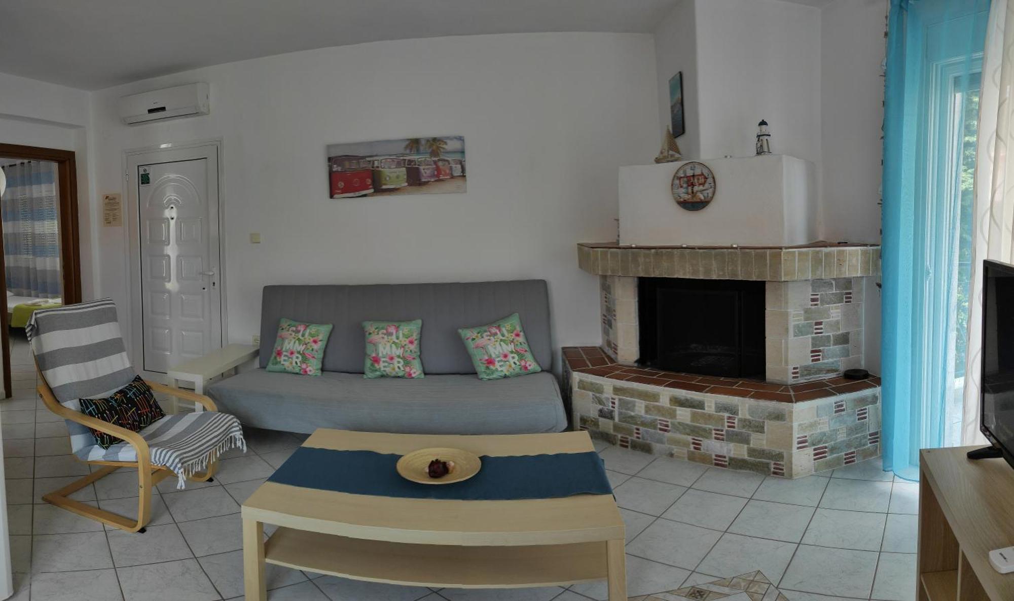 Roses Rt Apartments Skioni I Nea Skioni Bagian luar foto
