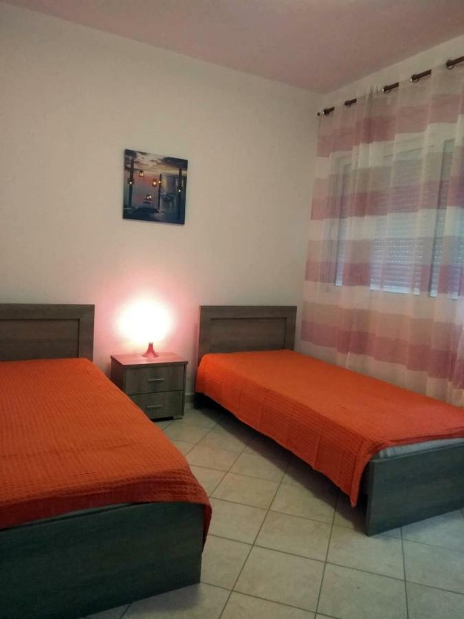 Roses Rt Apartments Skioni I Nea Skioni Bagian luar foto